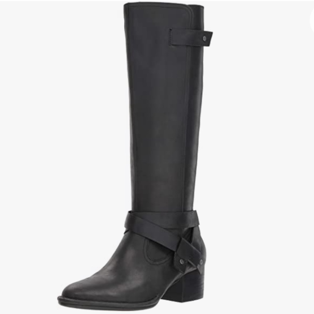 UGG Women’s Bandara Tall Boot